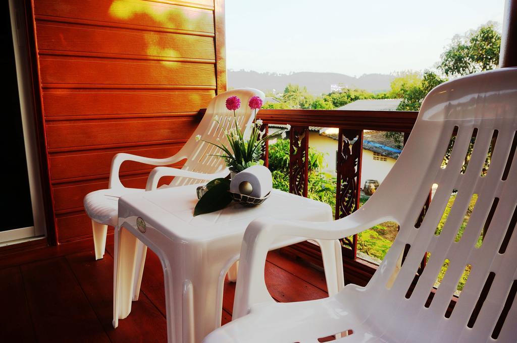 Ruen Tai Boutique Villa Phuket Exterior photo